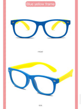 Load image into Gallery viewer, GAFAS CON BLOQUEO DE LUZ UV 400 PARA NIÑOS EN DIVERSOS COLORES
