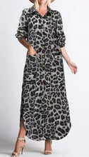 Load image into Gallery viewer, VESTIDO / CAMISA LAGO ESTAMPADO DE LEOPARDO
